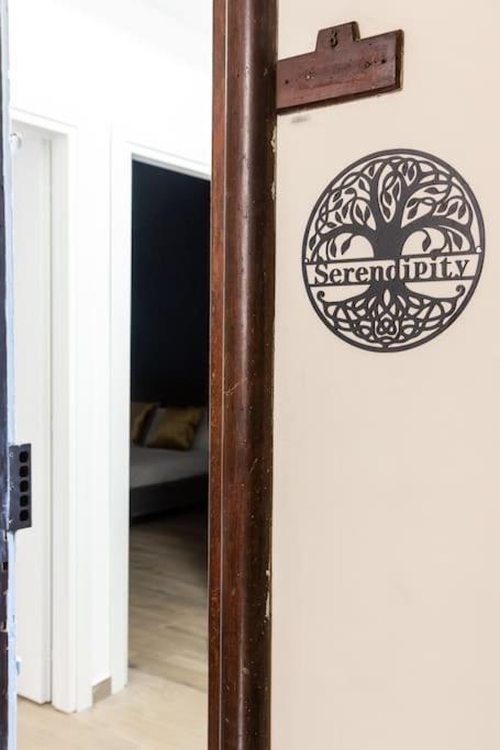 Serendipity Vatican Door House Рим Экстерьер фото